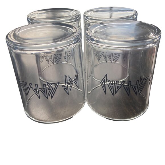 Def Leppard Set of 4 Low Ball Cocktail Glasses Size 3.5" x 4" New in Box - Picture 4 of 14